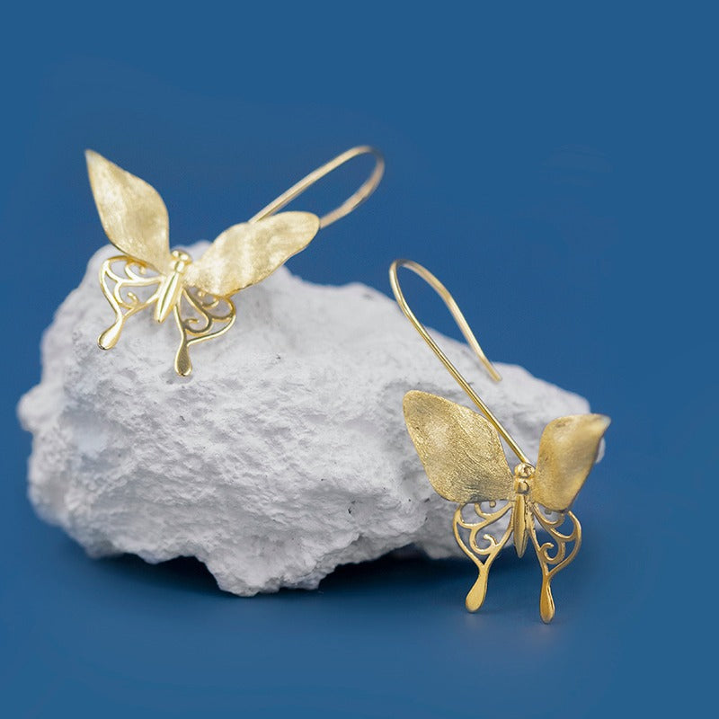 Beautiful hollow and agile butterfly gold earrings
