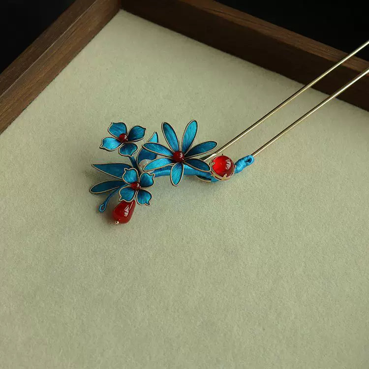 Blue floral double hairpin variant without tassel strands