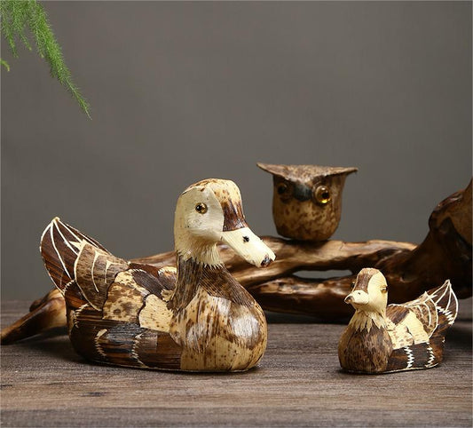 Folk Craft Bamboo Shoot Shell and Bamboo Shoot Skin Weaving Duck and Mandarin Duck