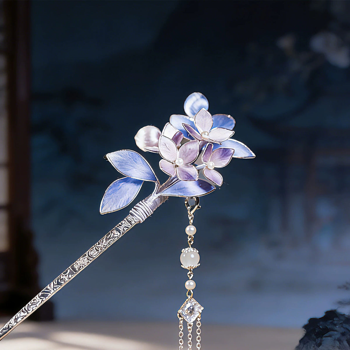 Single purple floral tassel hairpin intended for the left side