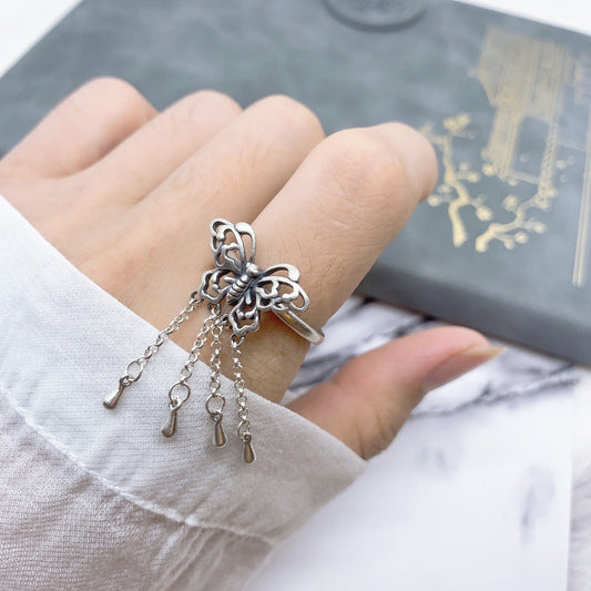 Antique Butterfly Hollow Tassel Ring