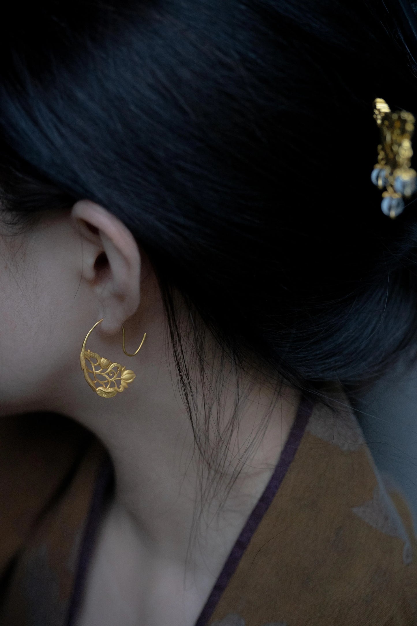 Lotus Step Earrings – Hollow Carved Chinese Style Zen Aesthetic Drop Earrings