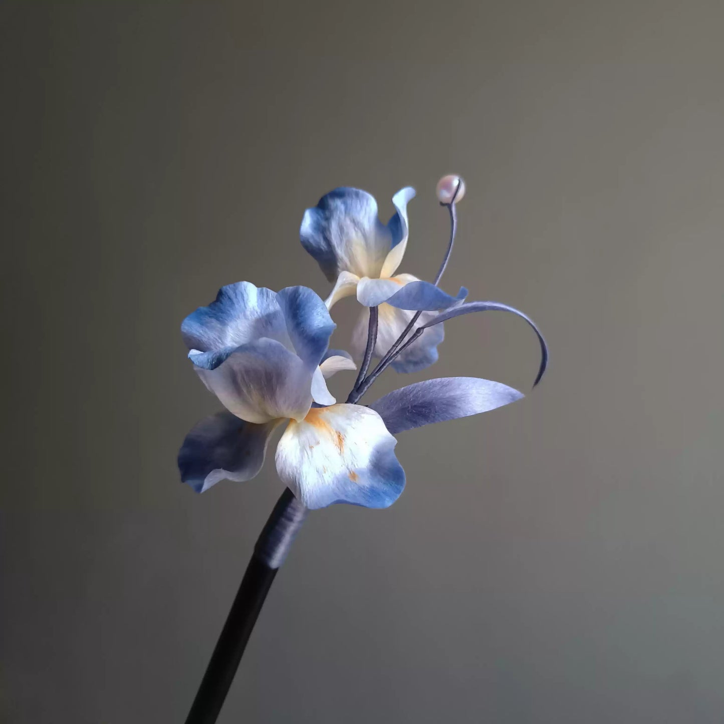 Blue Iris Handmade Velvet Flower Hairpin – Silk Thread Sandalwood Chinese Hair Stick