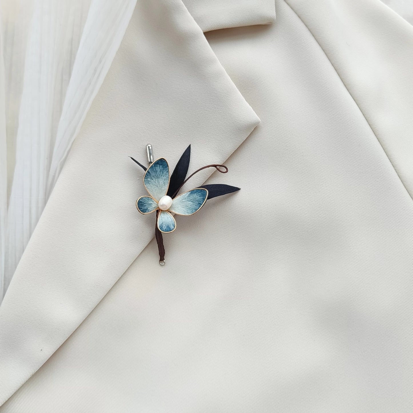 Twin Feathers Velvet Butterfly Brooch | Handmade Elegant Chinese Style Accessory