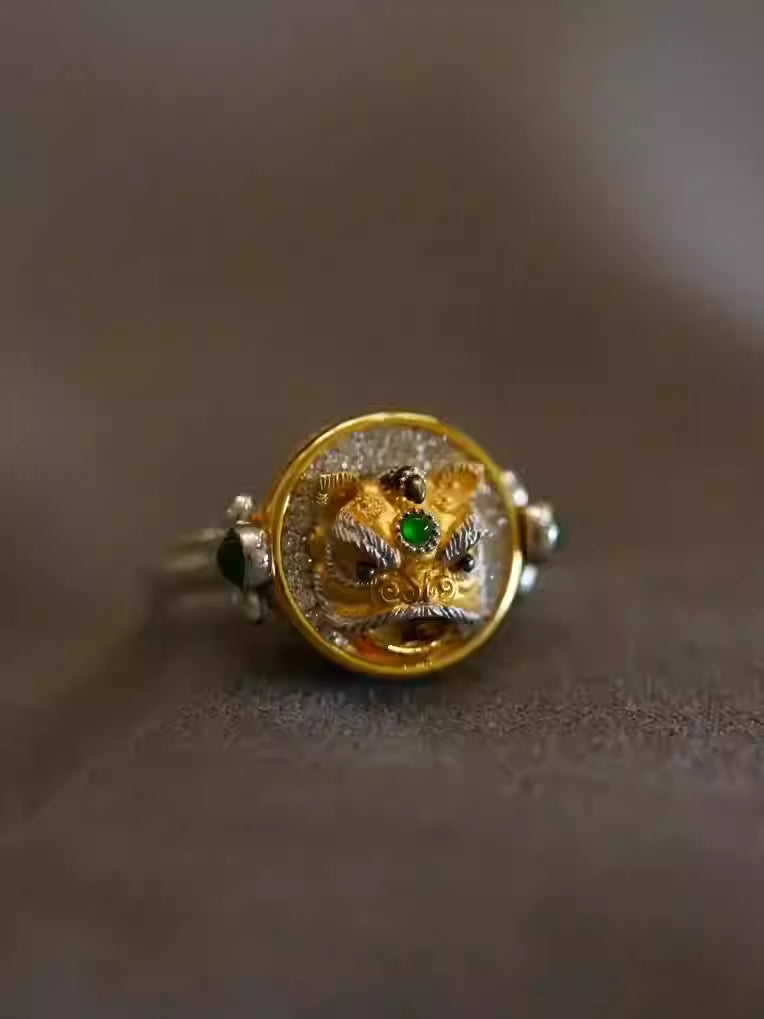 Reversible Double-Sided Chinese Lion Ring – Gold Tone Guardian Lion Statement Ring