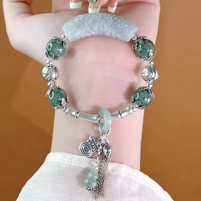Glücksbringer „Ji“ Charakter Jade Gebogenes Rohrarmband mit Kürbisquaste – Verstellbares Feng-Shui-Design | 999 Sterlingsilber