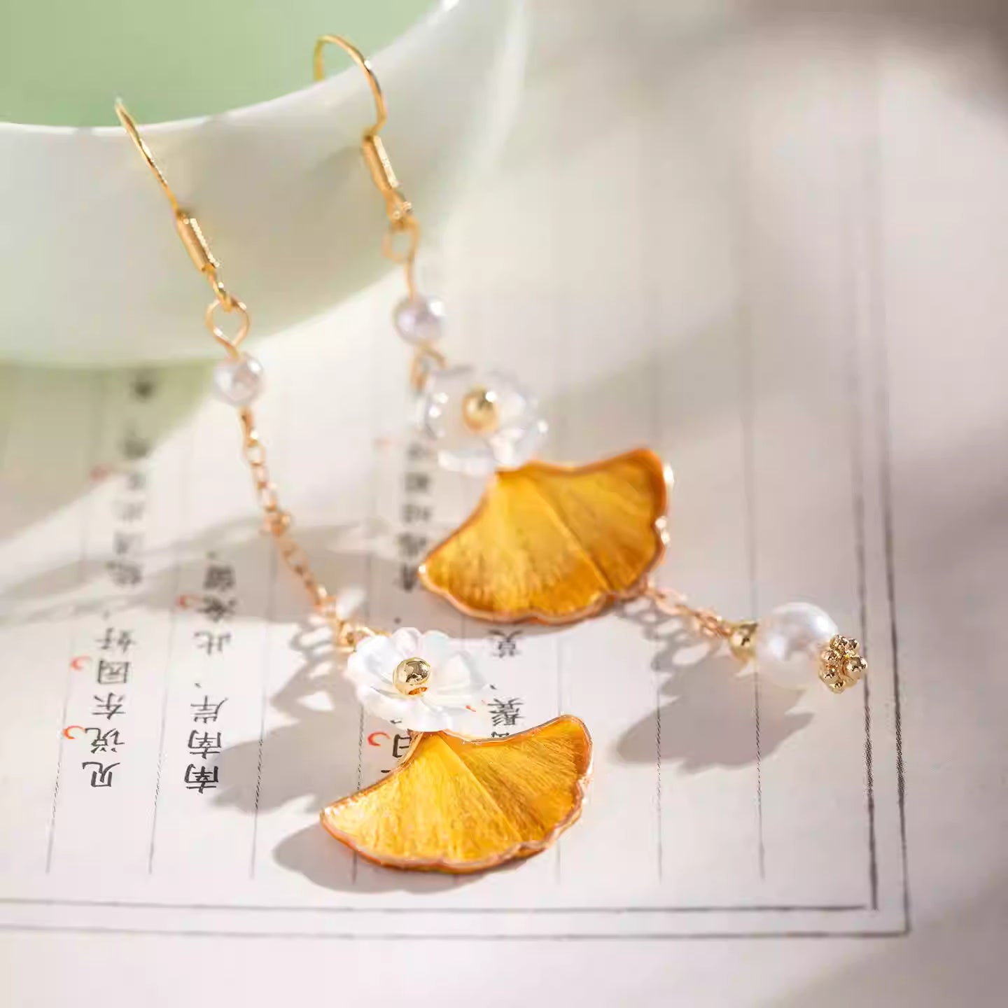 Handcrafted Ginkgo Tassel Earrings – Alloy, Shell Flowers &amp; Silk Thread, Traditional Chinese Hanfu Accessories for Women