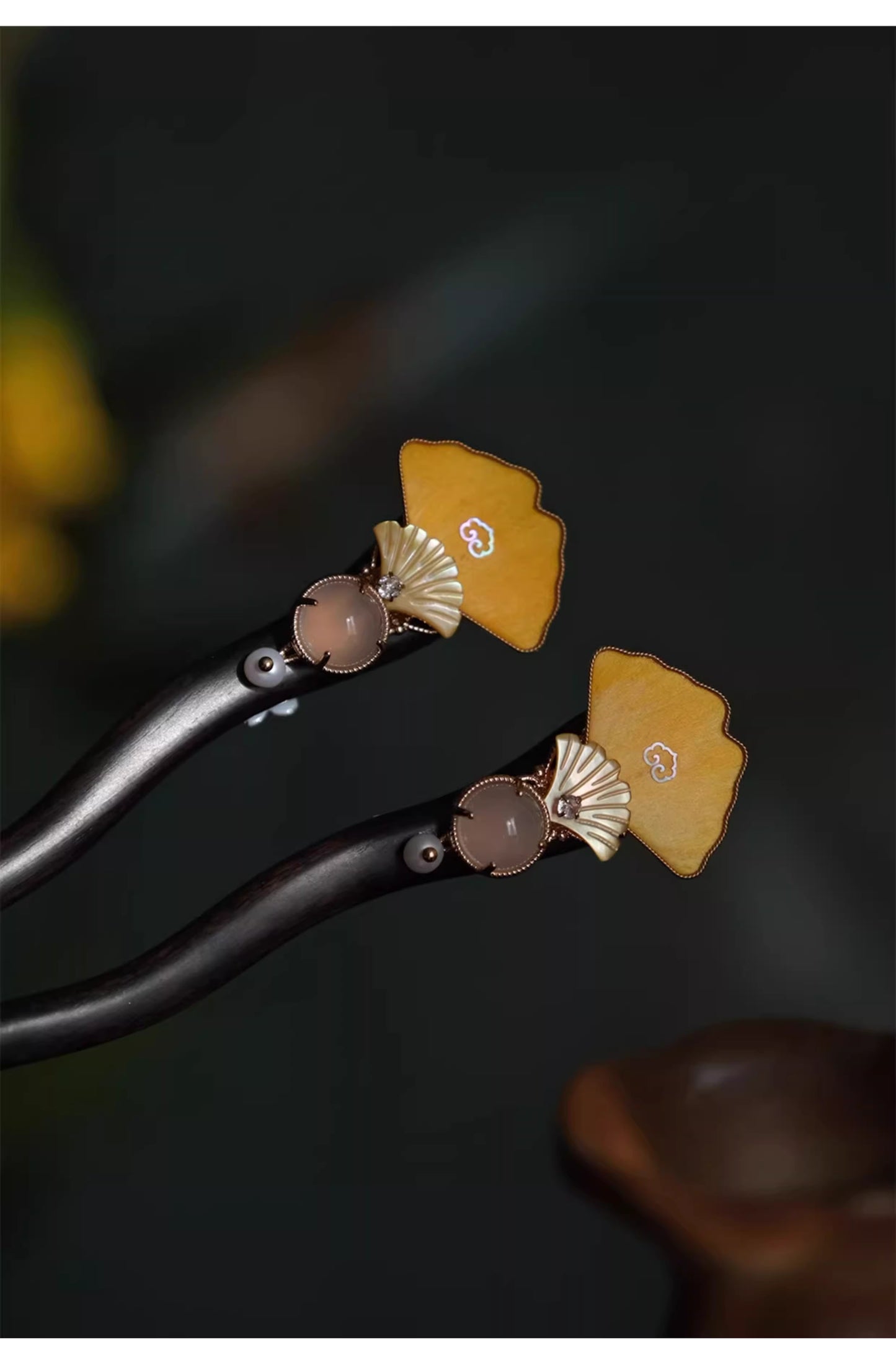 Handmade Intangible Heritage Cloisonné Velvet Ginkgo Leaf Black Ebony Hairpin – New Chinese Style for Hanfu & Qipao