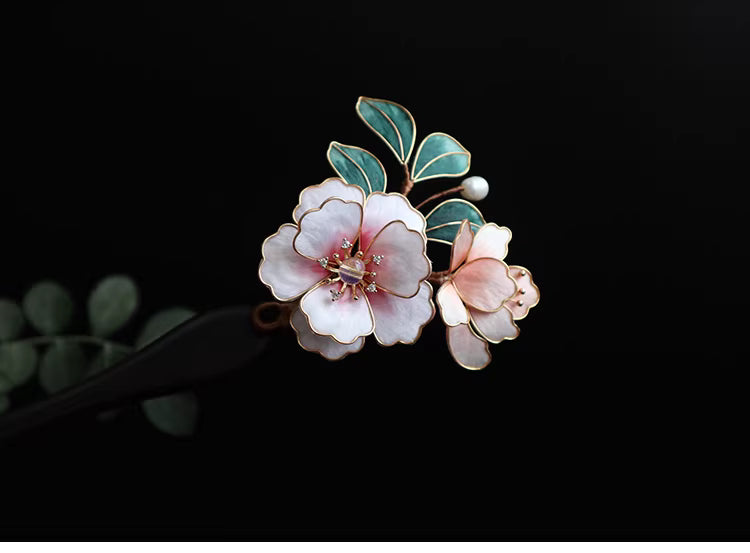 Handmade Pink Velvet Flower Hairpin – Chinese Intangible Heritage Silk Flower Hair Accessory for Hanfu & Guofeng Style