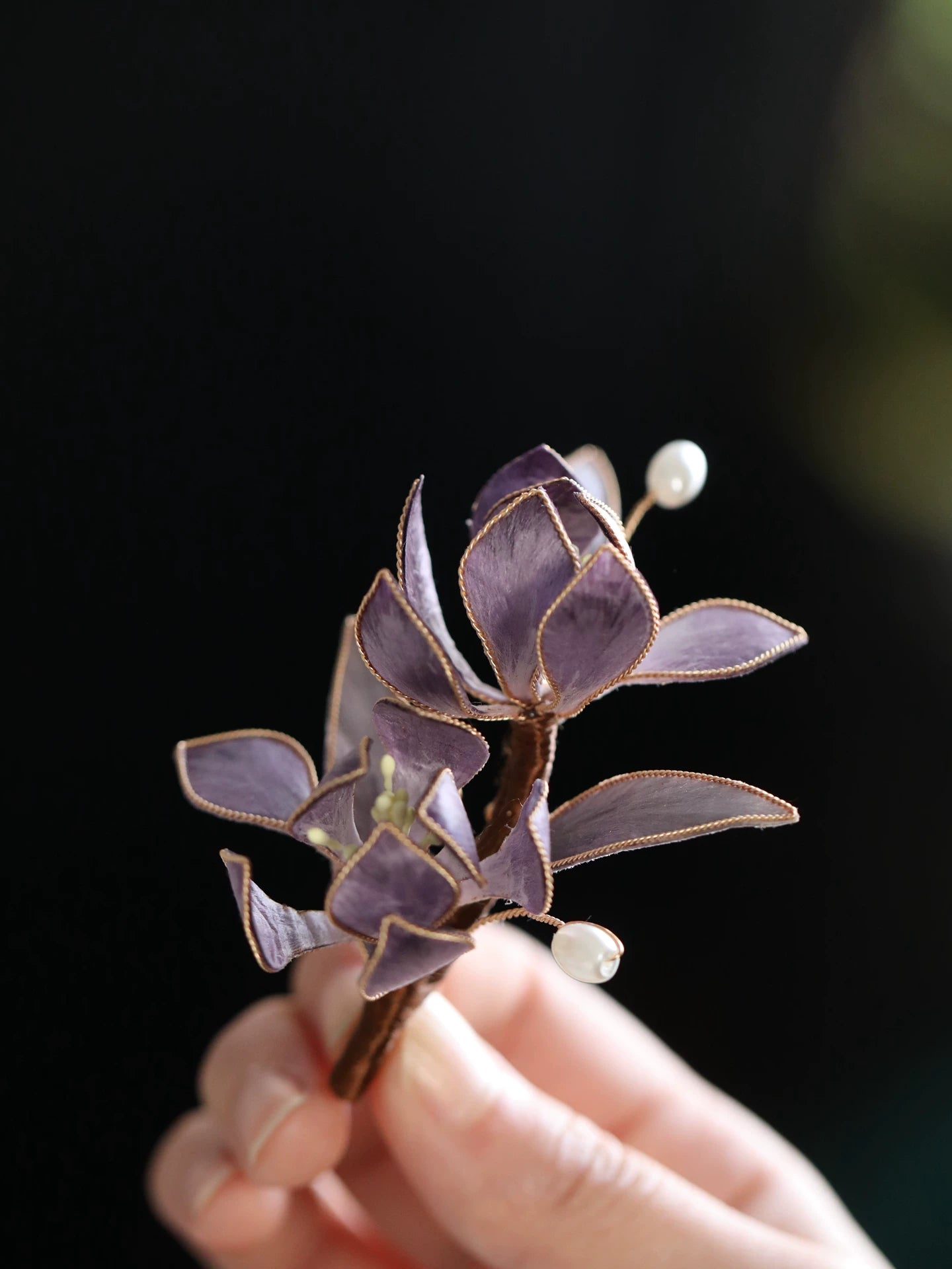 Non-Heritage Craft Purple Magnolia Pin – Classic Chinese Style Brooch