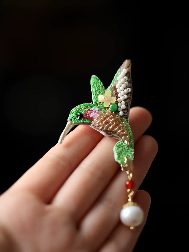 Vintage Embroidered Bird and Pearl Brooch – New Chinese Style Elegant Lapel Pin