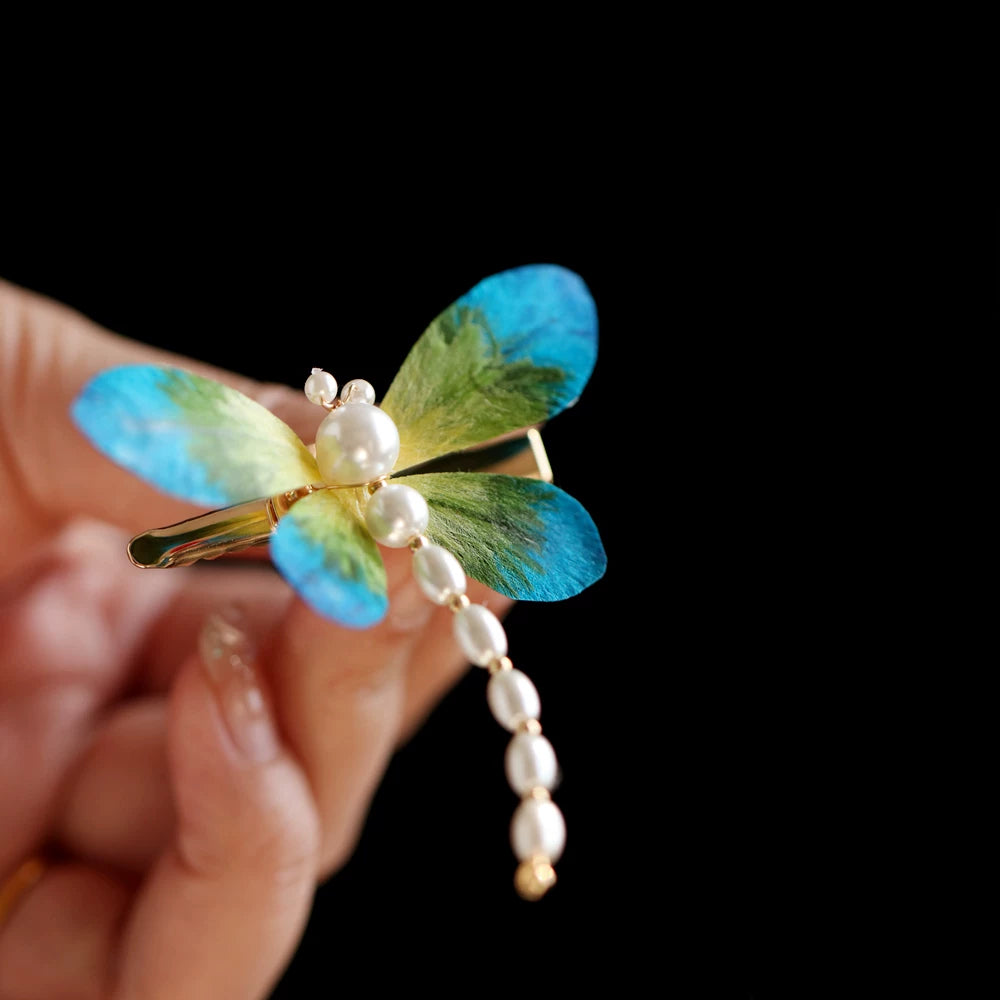 Soft Velvet Dragonfly Hair Clip – Elegant Qipao & Hanfu Side Hair Decoration