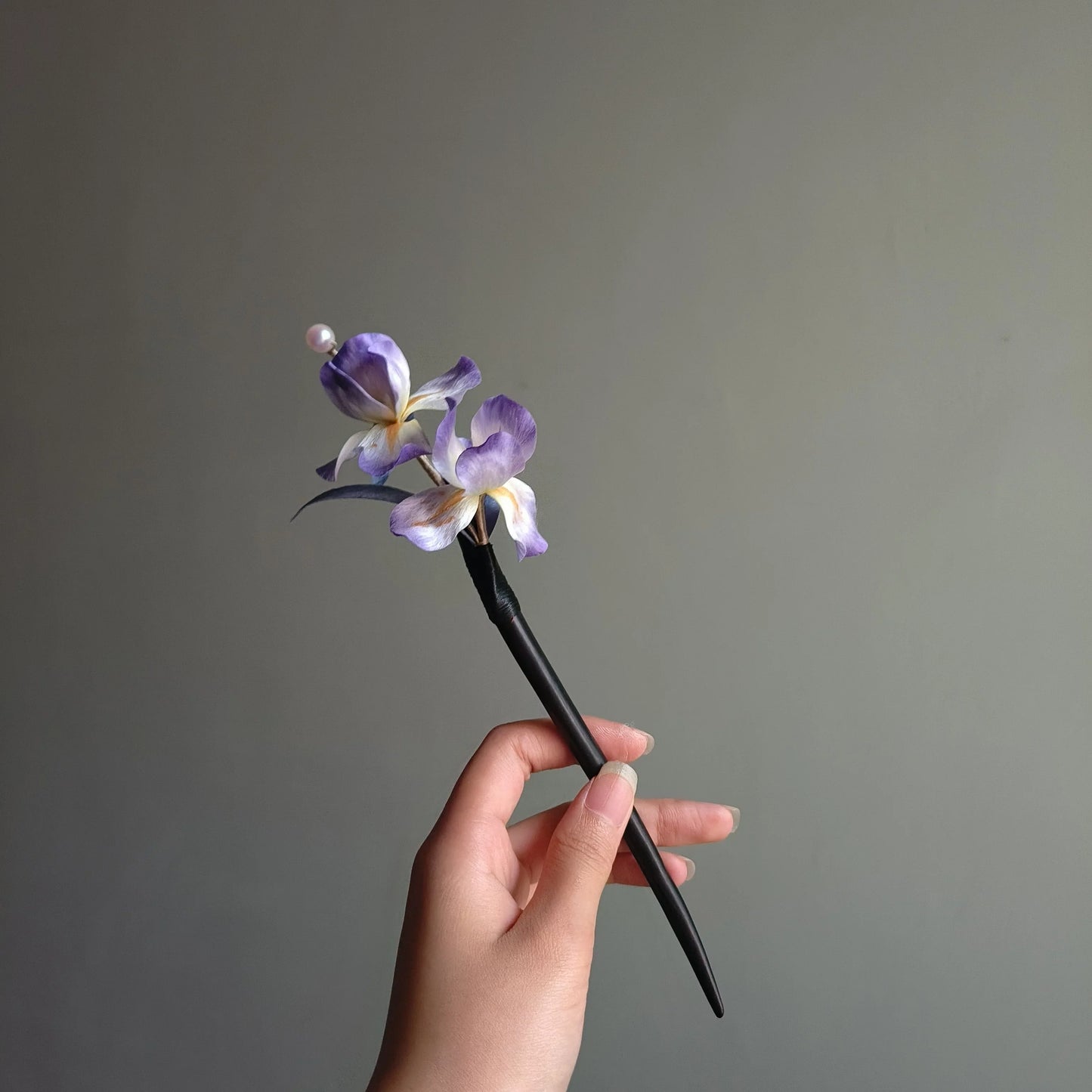 Handmade purple iris Ronghua floral hairpin