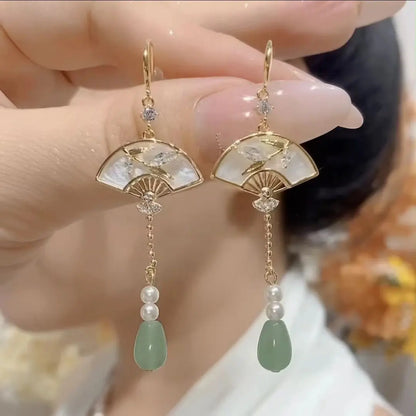 Chinesische fächerförmige Ohrringe aus 925er Silber – Traditionelles Hanfu trifft auf modernes Design