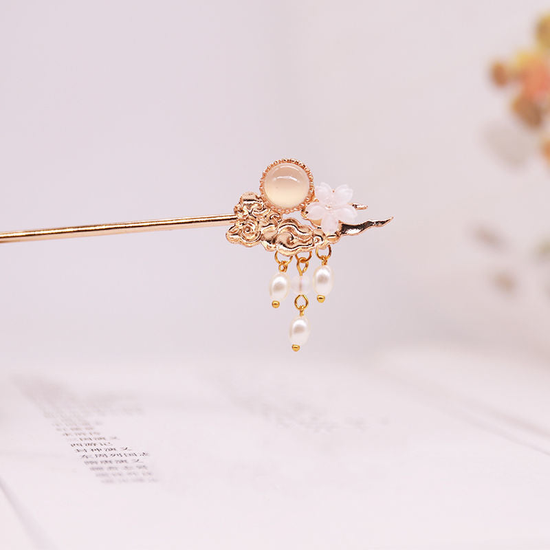 Xiangyun Flower Pearl Agate Tassel Hairpin - Alloy