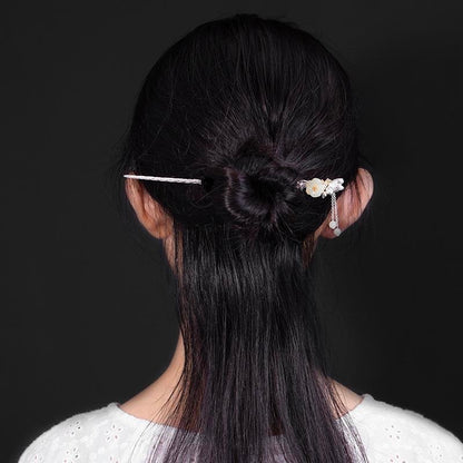 Plum Blossom Butterfly Hotan Jade Hairpin - Sterling Silver
